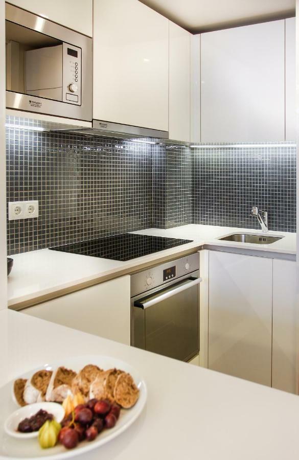 Lux Downtown Apartment Porto Bagian luar foto