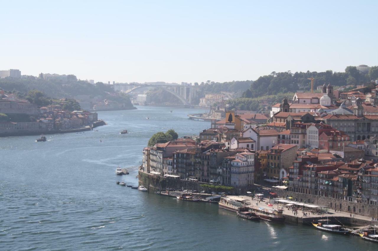 Lux Downtown Apartment Porto Bagian luar foto